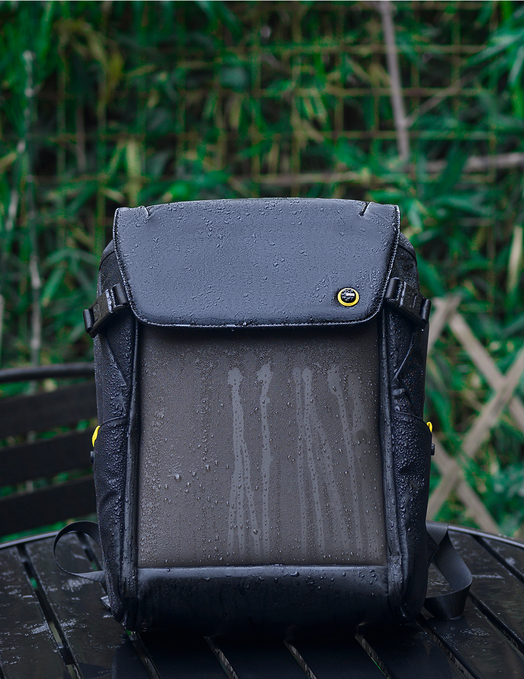 Divoom Pixoo M Backpack 美品 Amazon.com | Divoom Pixoo M LED Backpack - Customizable LED